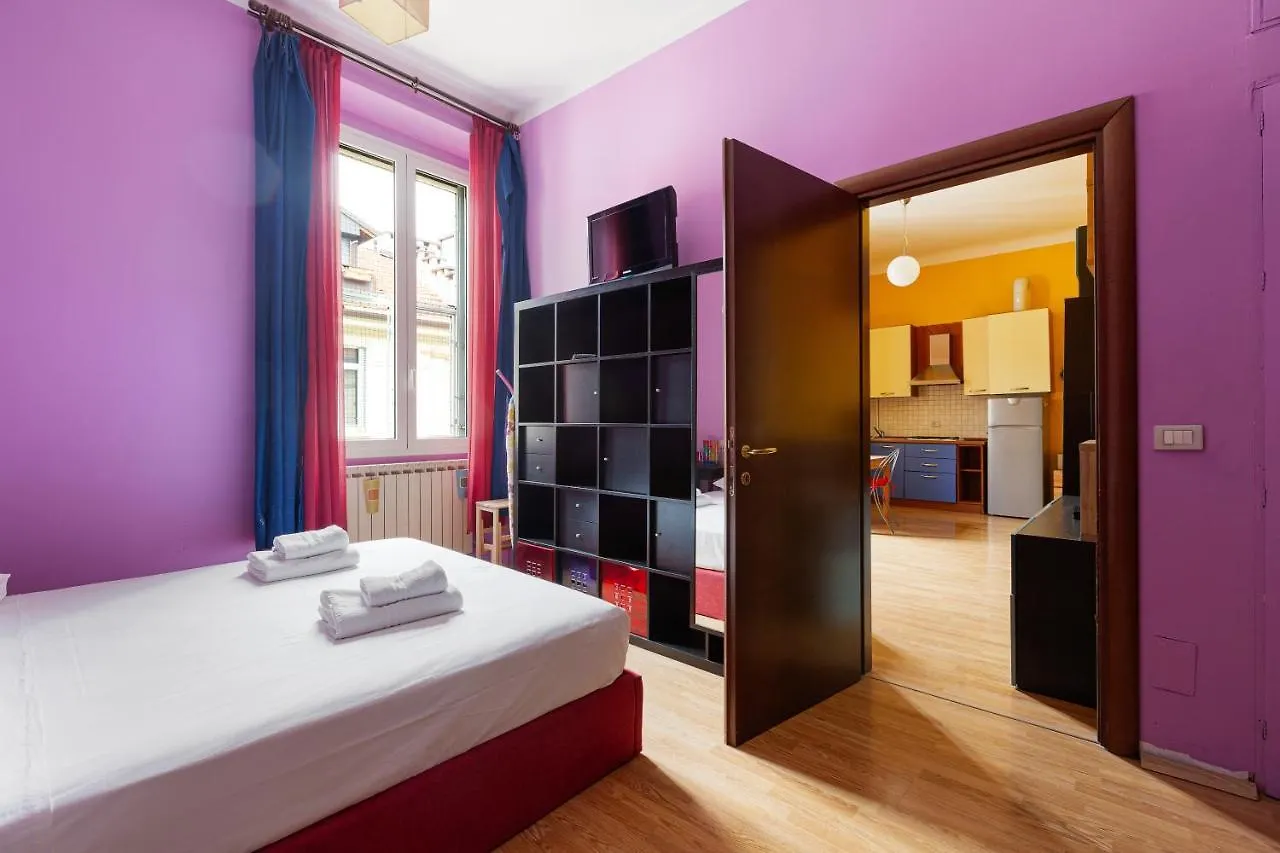 Milano Viale Umbria Colorful Apartment